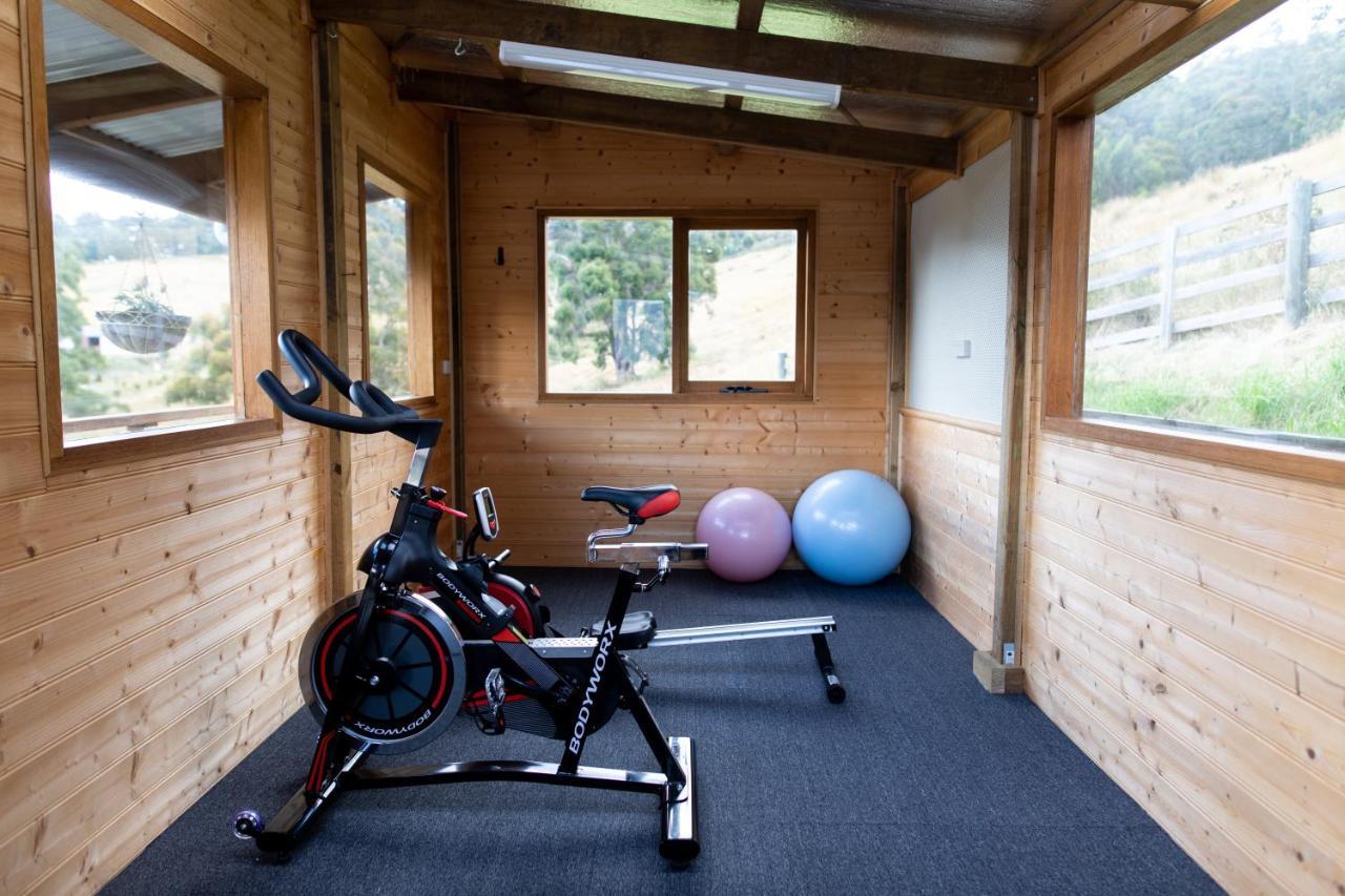 Woodland Bay Retreat-Hot Tub,Sauna And Bayview Hamptons Retreat Lymington Екстериор снимка