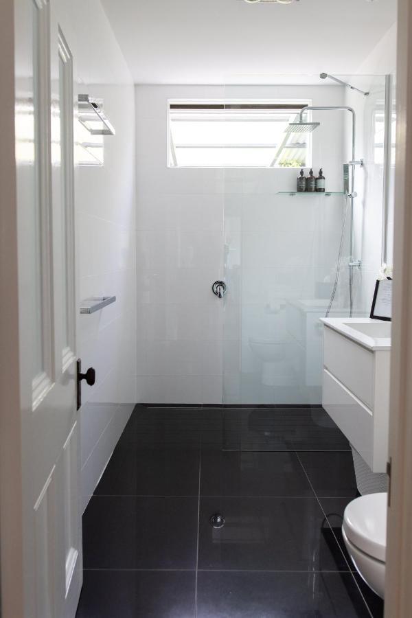 Woodland Bay Retreat-Hot Tub,Sauna And Bayview Hamptons Retreat Lymington Екстериор снимка