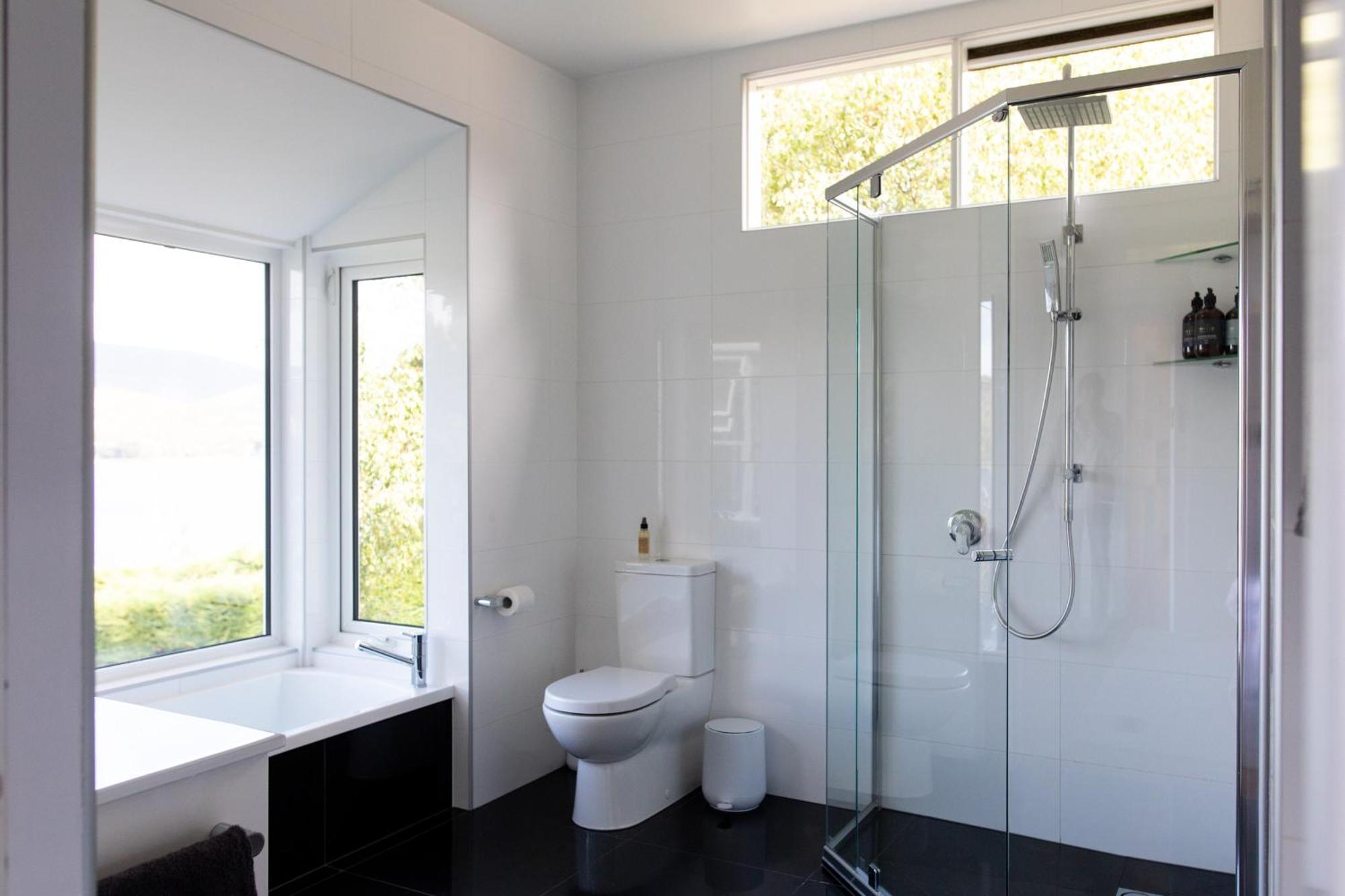 Woodland Bay Retreat-Hot Tub,Sauna And Bayview Hamptons Retreat Lymington Екстериор снимка