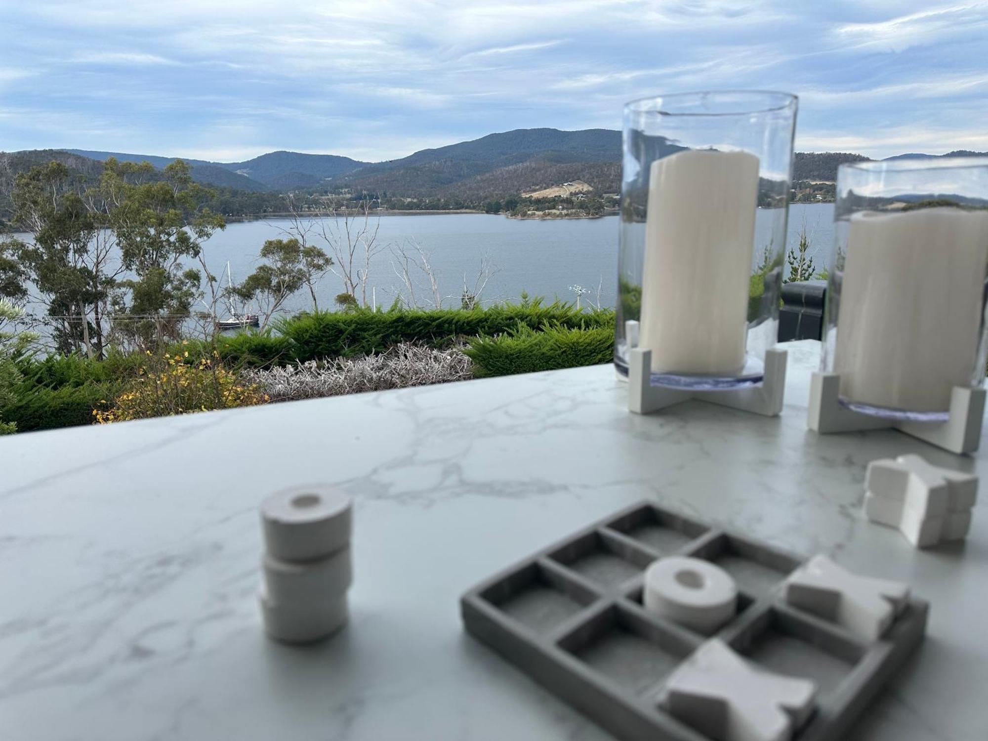 Woodland Bay Retreat-Hot Tub,Sauna And Bayview Hamptons Retreat Lymington Екстериор снимка